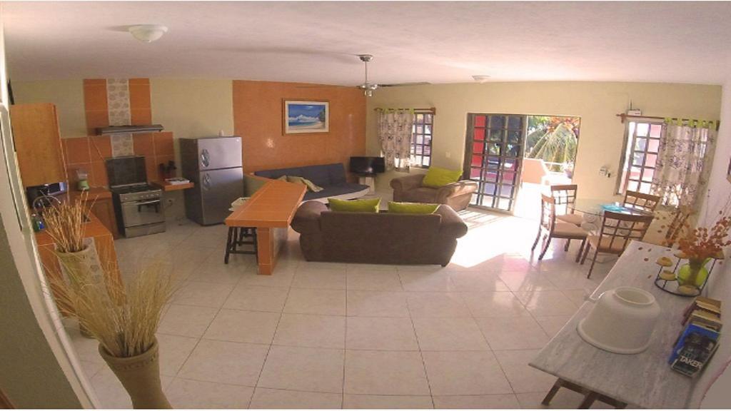 Mima's Village Cozumel Zimmer foto